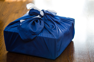 仏蘭西おせち風呂敷包み